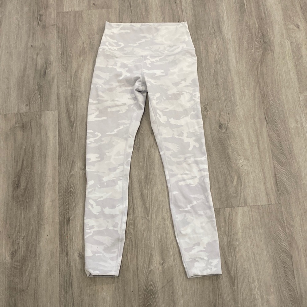 lululemon wunder under 28” leggings incognito white camo